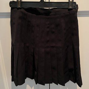 THE LIMITED pleated black skirt